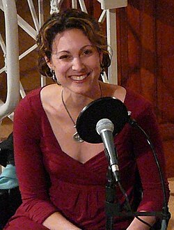 Emily Bazelon นักข่าวสาวผู้ทรงอิทธิพลกับการขับเคลื่อนประเด็นกฎหมายและสังคม
