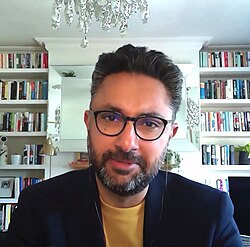 Sathnam Sanghera นักเขียนและนักข่าวผู้ทรงอิทธิพลแห่งยุคสมัย