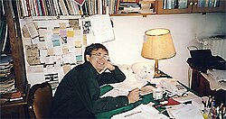 Orhan Pamuk นักเขียนรางวัลโนเบลผู้เชื่อมโยงโลกตะวันออกและตะวันตก