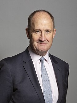 Kevin Hollinrake นักการเมืองและนักธุรกิจผู้กุมบังเหียนพรรคอนุรักษนิยมอังกฤษ
