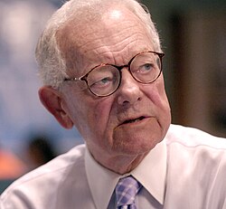 Bob Schieffer ตำนานผู้ประกาศข่าวและผู้ดำเนินรายการระดับโลกแห่ง CBS News