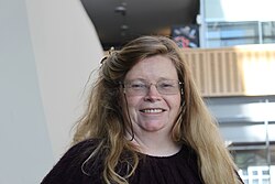 Nuala Ní Dhomhnaill กวีหญิงผู้ปลุกจิตวิญญาณภาษาไอริชในโลกสมัยใหม่