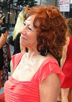 Mindy Sterling นักแสดงเจ้าบทบาทผู้สร้างสีสันในโลกภาพยนตร์และเสียงพากย์