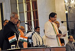 Shashi Tharoor นักการเมืองและปัญญาชนผู้ทรงอิทธิพลแห่งอินเดีย