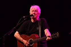 Graham Nash ตำนานศิลปินผู้ขับเคลื่อนดนตรีร็อกและนวัตกรรมการพิมพ์ภาพดิจิทัล